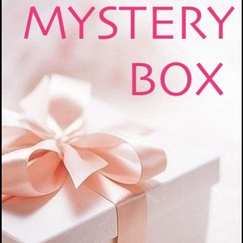 T SHIRT MYSTERY BOX JCREW & GAP 8 T SHIRTS